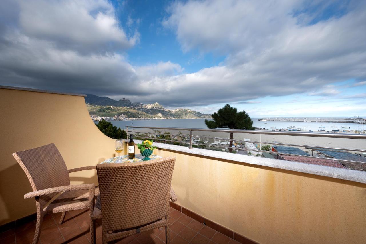 Hotel Sabbie D'Oro Giardini Naxos Dış mekan fotoğraf