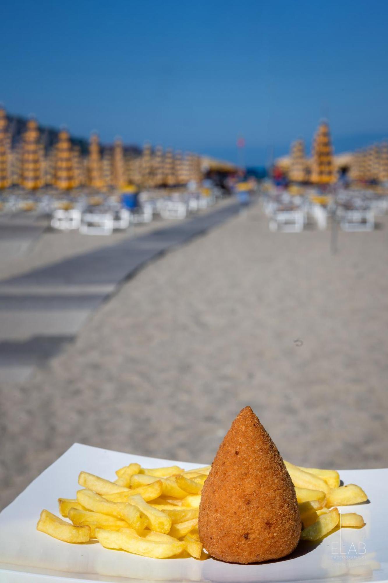 Hotel Sabbie D'Oro Giardini Naxos Dış mekan fotoğraf