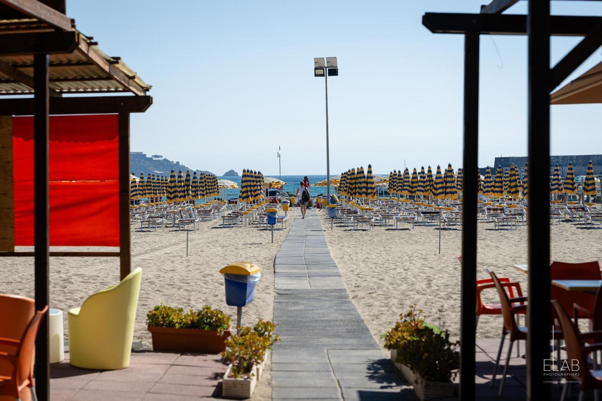 Hotel Sabbie D'Oro Giardini Naxos Dış mekan fotoğraf