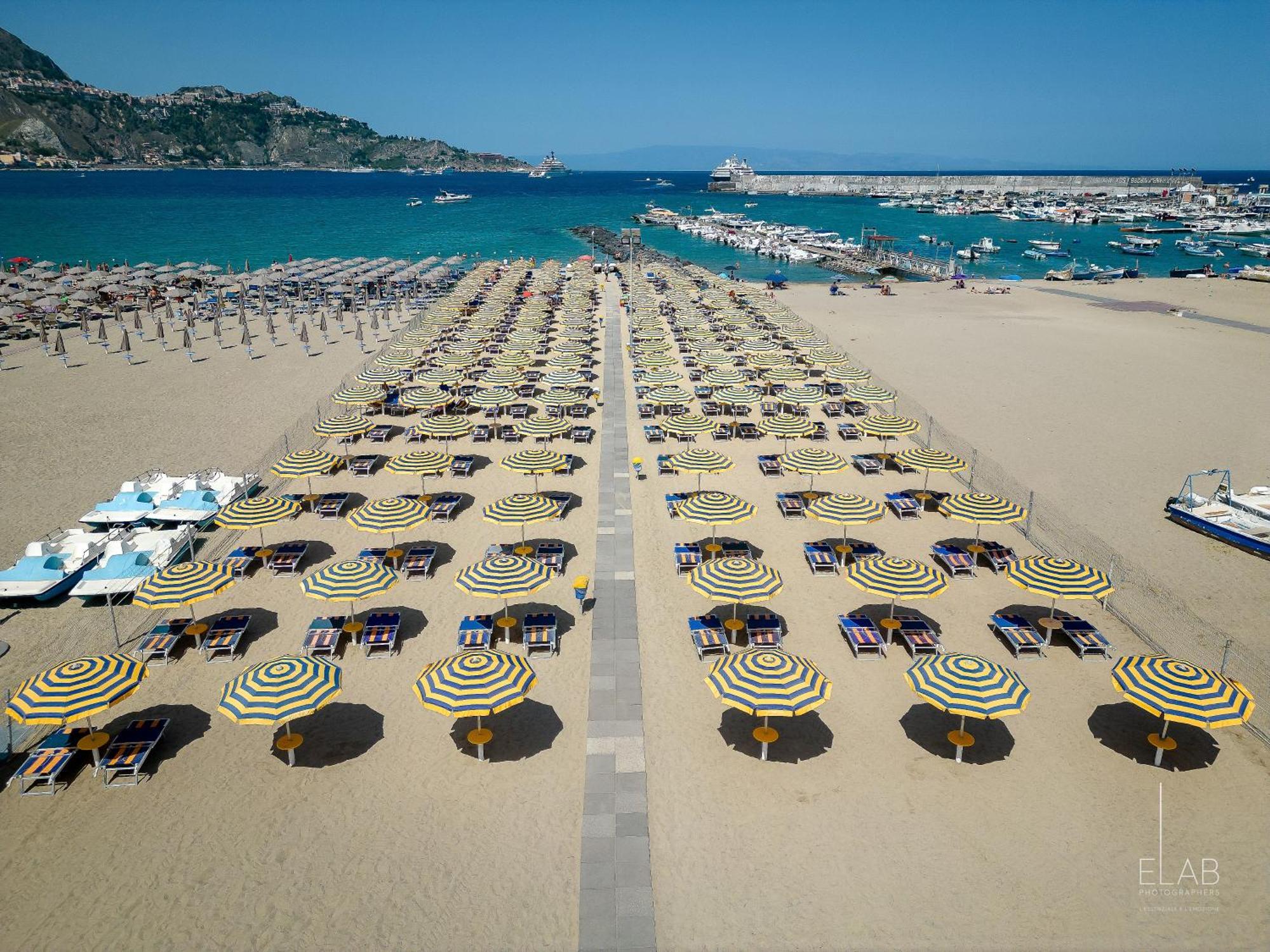 Hotel Sabbie D'Oro Giardini Naxos Dış mekan fotoğraf