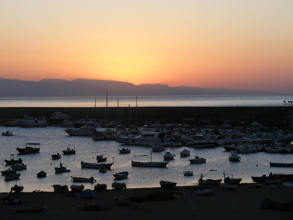Hotel Sabbie D'Oro Giardini Naxos Dış mekan fotoğraf
